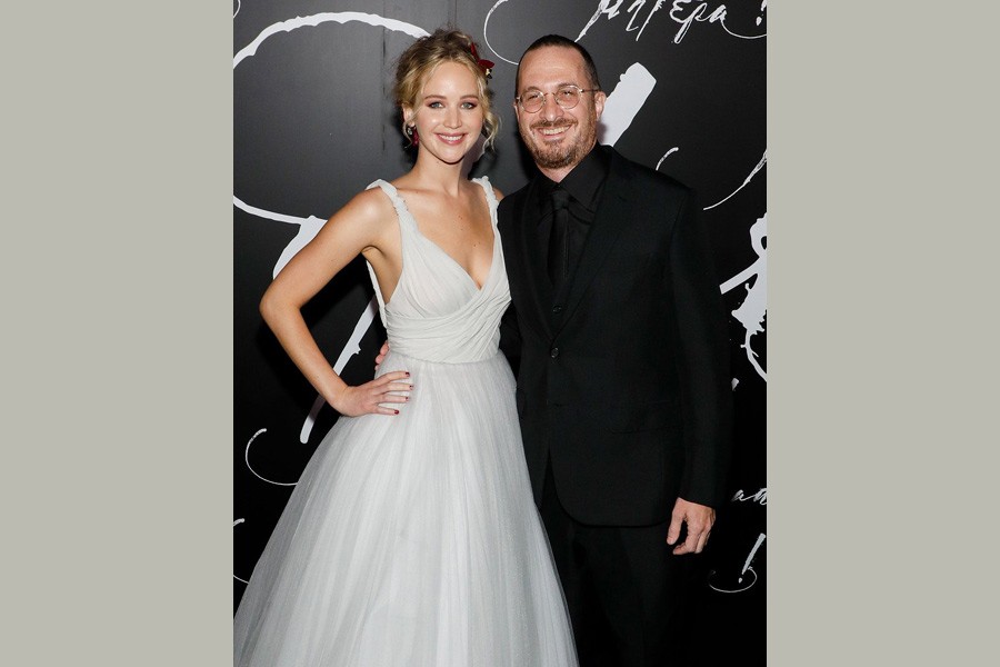 Jennifer Lawrence confirms relationship with Darren Aronofsky