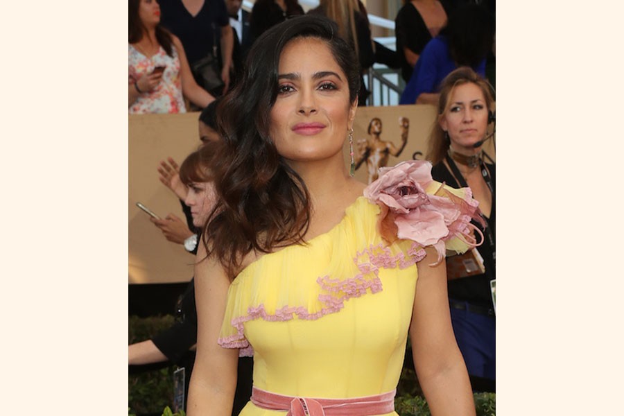 Salma Hayek gathering donations for Mexico earthquake