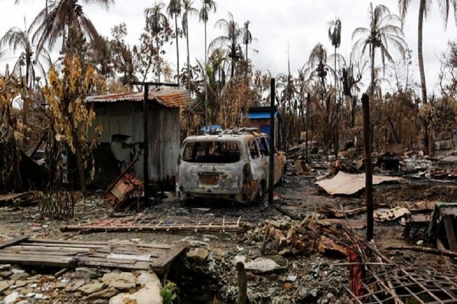 Human rights groups using satellite images have said that about half of more than 400 Rohingya villages in the north of Rankine state have been burned in the violence. Reuters/Files