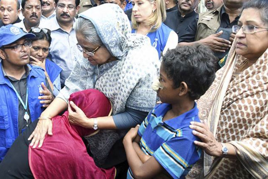 Prime Minister Sheikh Hasina meets with Rohingyas at Kutupalong refugee camp, near the border town of Ukhia in Cox’s Bazar. Photo: AP