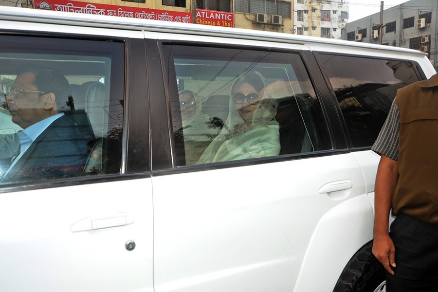 Khaleda reaches Cox’s Bazar