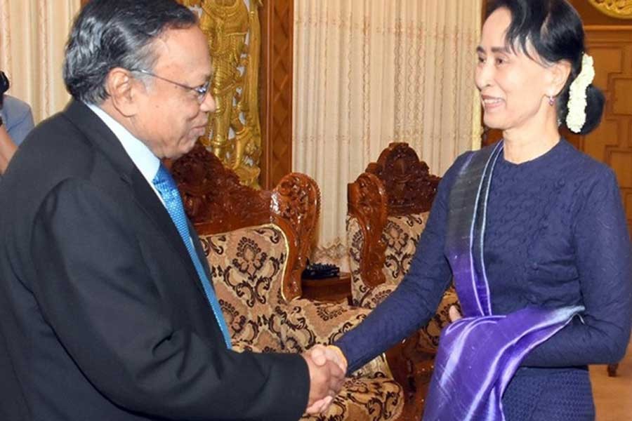 Myanmar maintains 1992 Rohingya repatriation formula