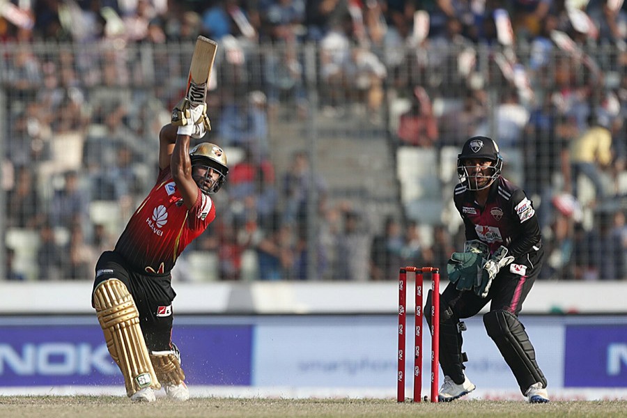 Victorians skipper Tamim Iqbal top-scored for his side on Saturday with a run-a-ball 22. - Courtesy: tigercricket