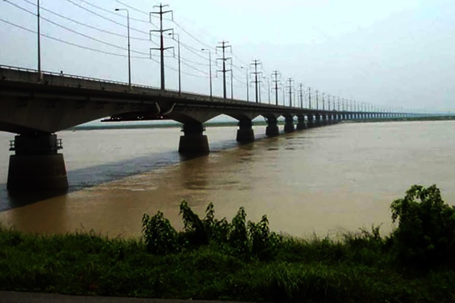 Construction of the Jamuna tunnel featured in the joint statement signed by Japan and Bangladesh during Bangladesh Prime Minister's visit to Japan on May 25-28 in 2014.