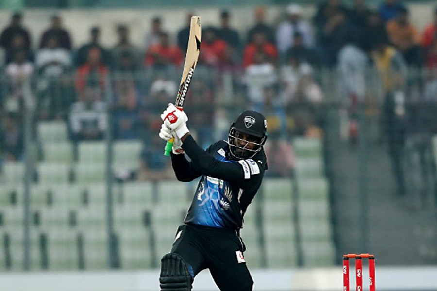 Gayle helps Rangpur clinch BPL trophy; It’s Mashrafe’s fourth   