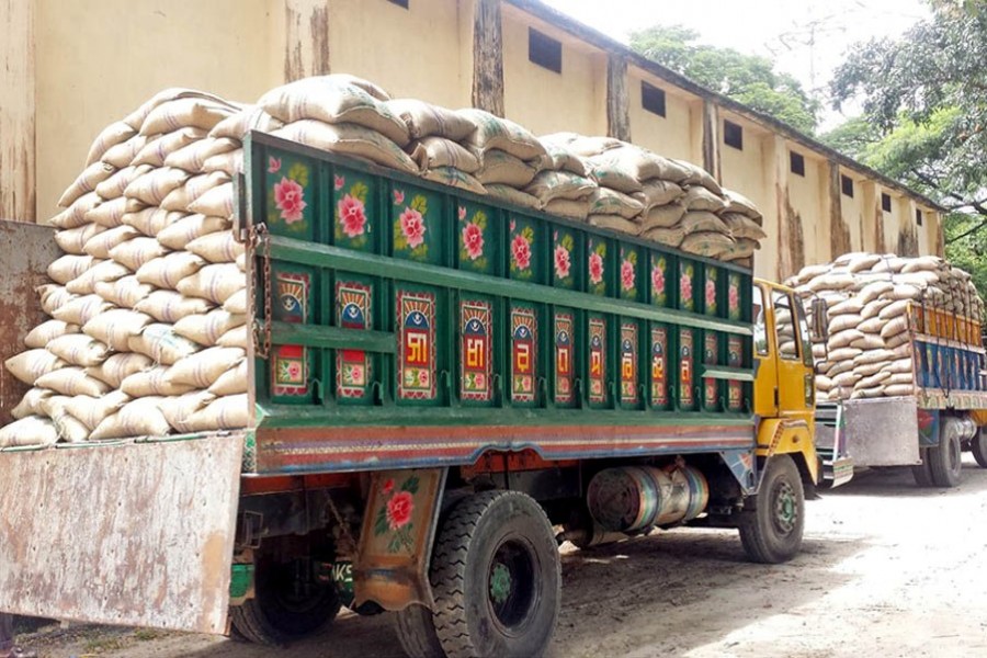 Bangladesh signed an MoU with Myanmar recently aiming to buy 0.30 million tonnes of rice under the deal. - Focus Bangla file photo