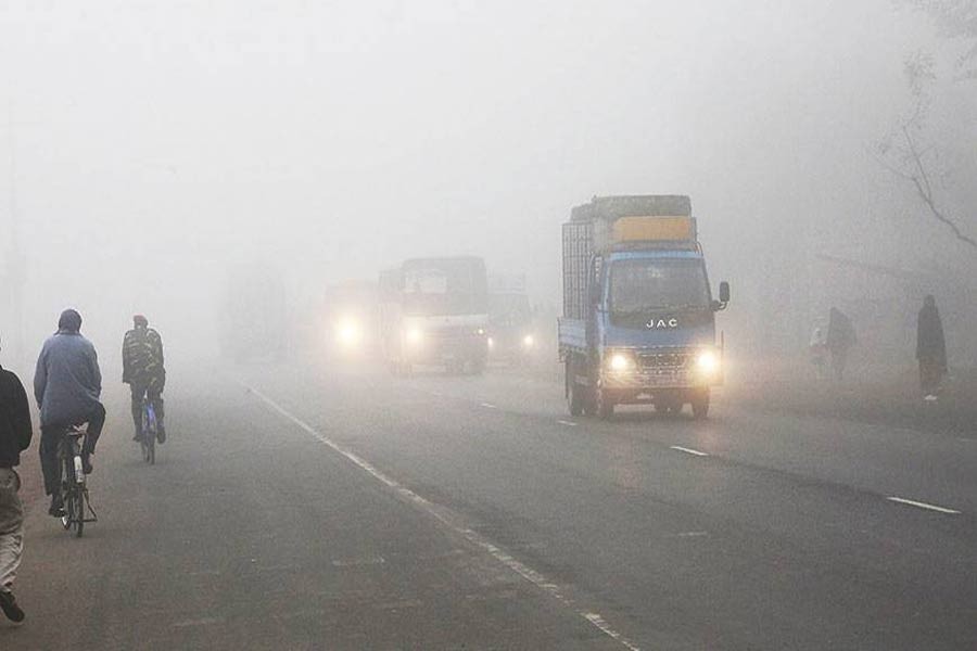 Cold wave sweeps over northern districts