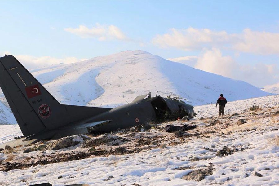 Photo shows the crash site of a Turkish military CASA-type cargo plane in the southern Anatolian province of Isparta, Turkey. (Xinhua)