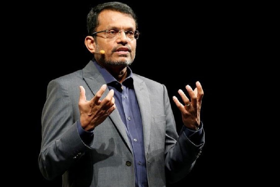 Ravi Menon speaks at the Singapore Fintech Festival in Singapore November 16, 2016. Reuters/File Photo