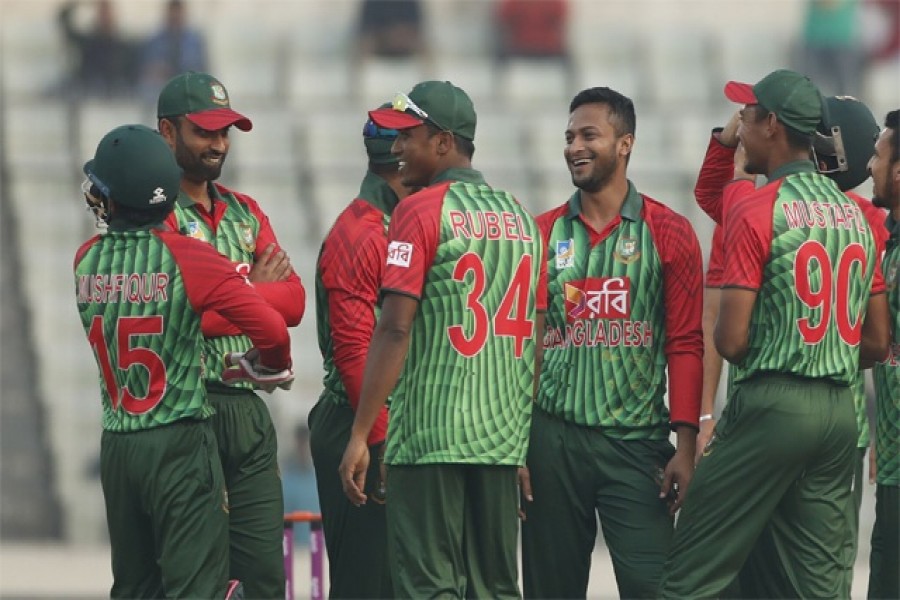 Tri-nation series final: BD to bowl against SL