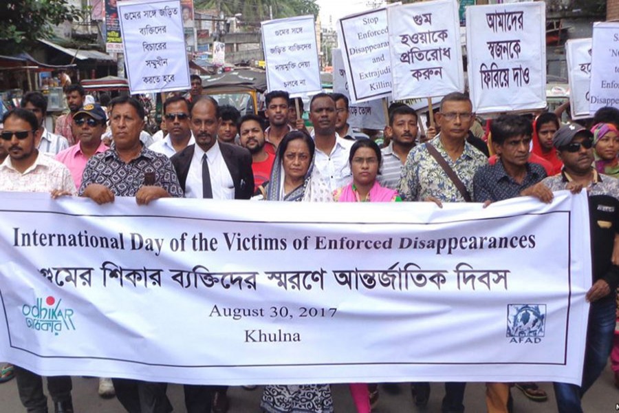 Bangladeshi human rights group Odhikar activists and volunteers demonstrating against enforced disappearances in the country on the International Day of the Victims of Enforced Disappearances in Khulna, Bangladesh Aug. 30, 2017. - Courtesy: Odhikar