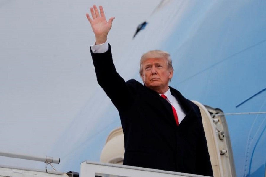 US President Donald Trump departs after the World Economic Forum (WEF) annual meeting in Davos, Switzerland January 26, 2018. Reuters