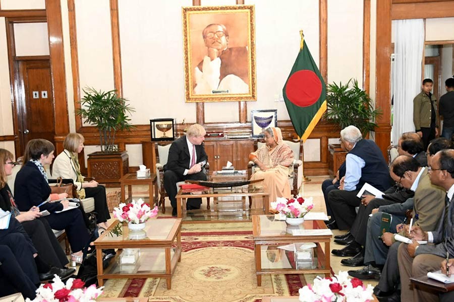 British Secretary of State of Foreign and Commonwealth Affairs Boris Jhonson meets Prime Minister Sheikh Hasina at Ganabhaban in Dhaka on Friday. -Focus Bangla Photo