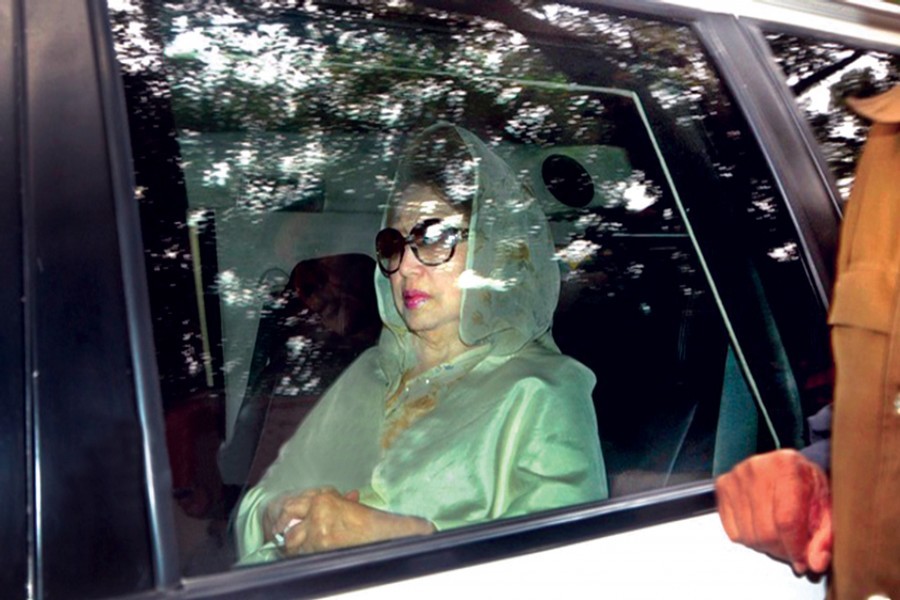 BNP Chairperson Khaleda Zia as she arrives at the special judge's court in Old Dhaka on Thursday. — Photo: Collected