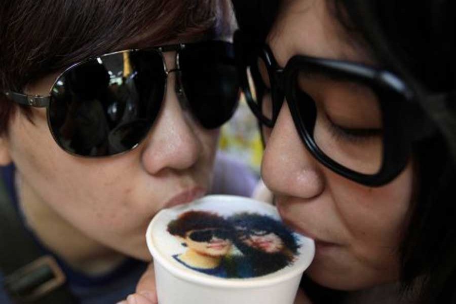 A dating couple is seen in this undated photo. Reuters