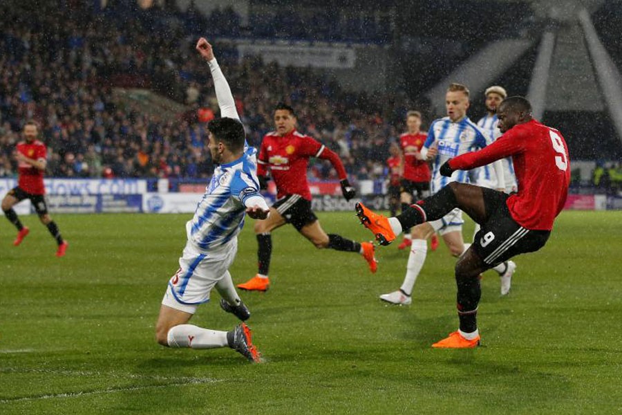 FA Cup Fifth Round - Huddersfield Town vs Manchester United - John Smith’s Stadium, Huddersfield, Britain - February 17, 2018. Manchester United's Romelu Lukaku scores their first goal. (REUTERS)