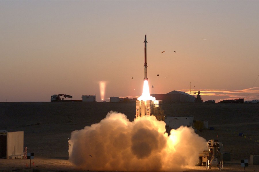 Israel tests advanced missile defence system