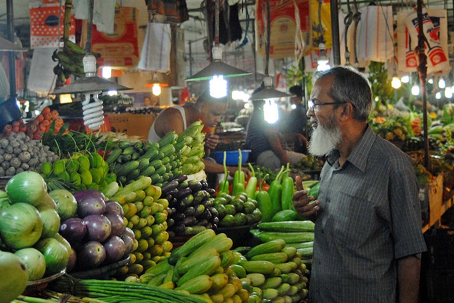 Food price marks rise in FY18, admits Muhith