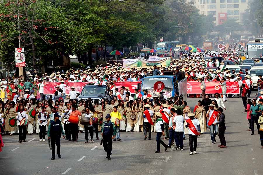 Hundreds of people join the rally was brought out on Friday at Manik Mia Avenue ahead of the National Jute Day on March 6. -FE Photo