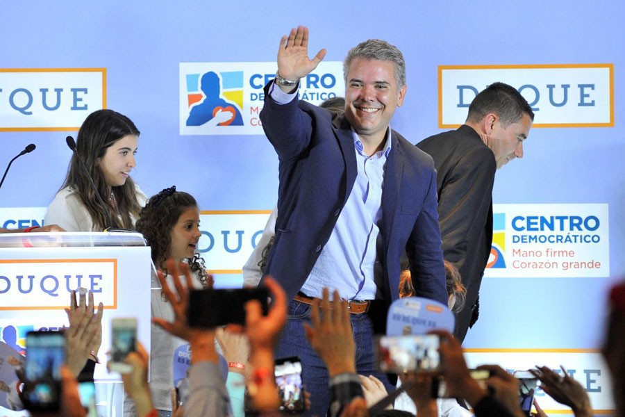 Ivan Duque, presidential candidate of the Centro Democratico party gives a speech after knowing the results of the legislative elections in Bogota, Colombia March 11, 2018. Reuters.