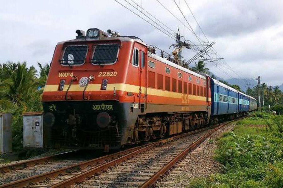 20m Indians vying for 100,000 railway jobs