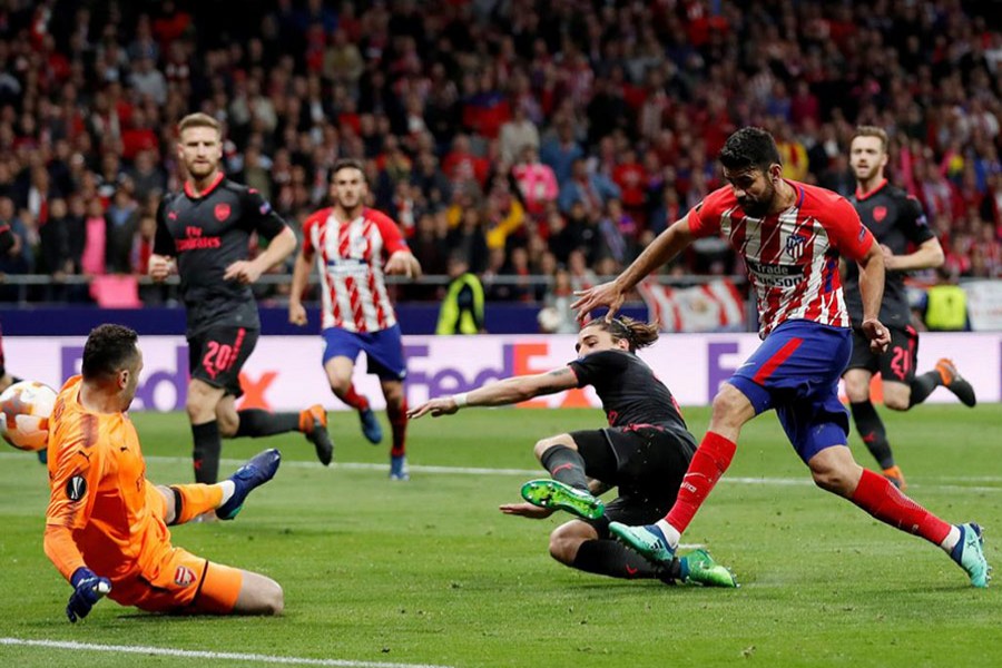 Diego Costa scores Atletico's lone goal to past Arsenal - Action Images via Reuters