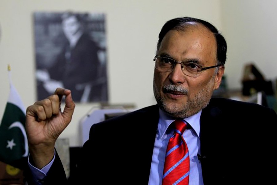 Pakistan’s interior minister face assassination attempt