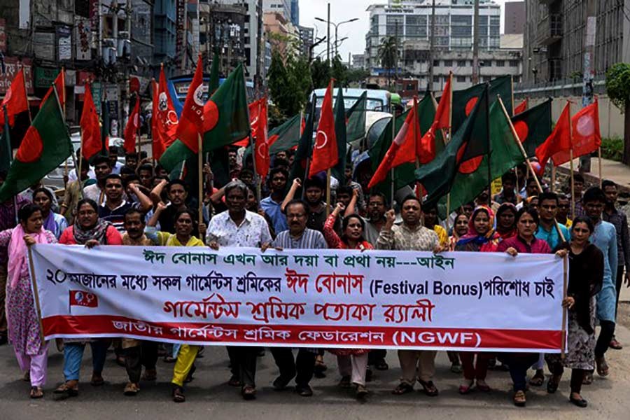 Garment workers demand Eid bonus within June 6