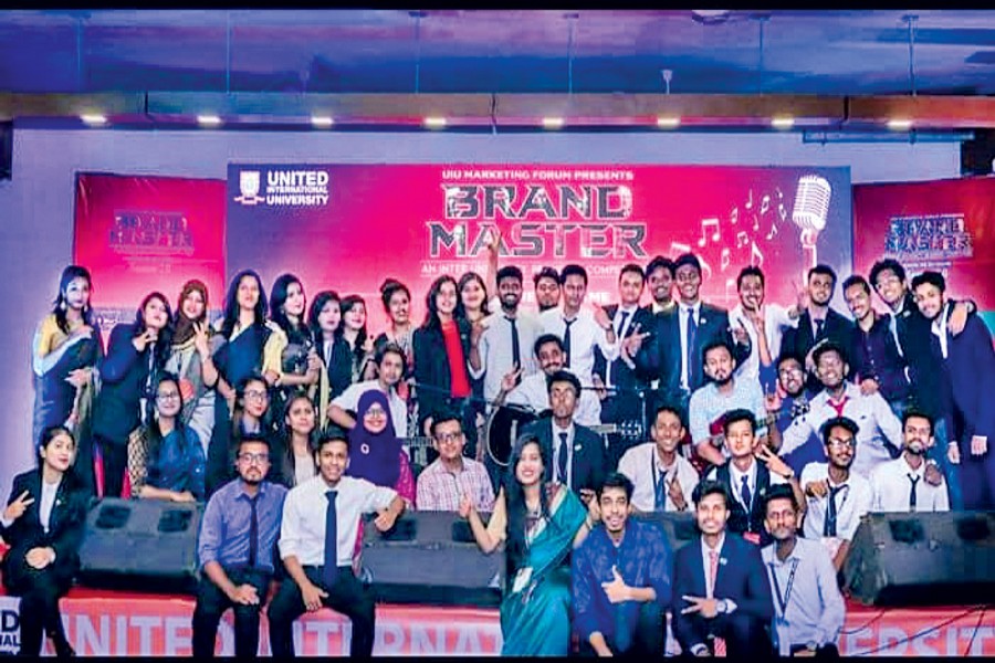 The members of the organising body of United International University Marketing Forum (UIUMF) that arranged Brand Master for the second time