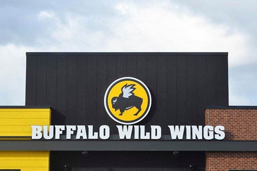 Buffalo Wild Wings Twitter gets hacked