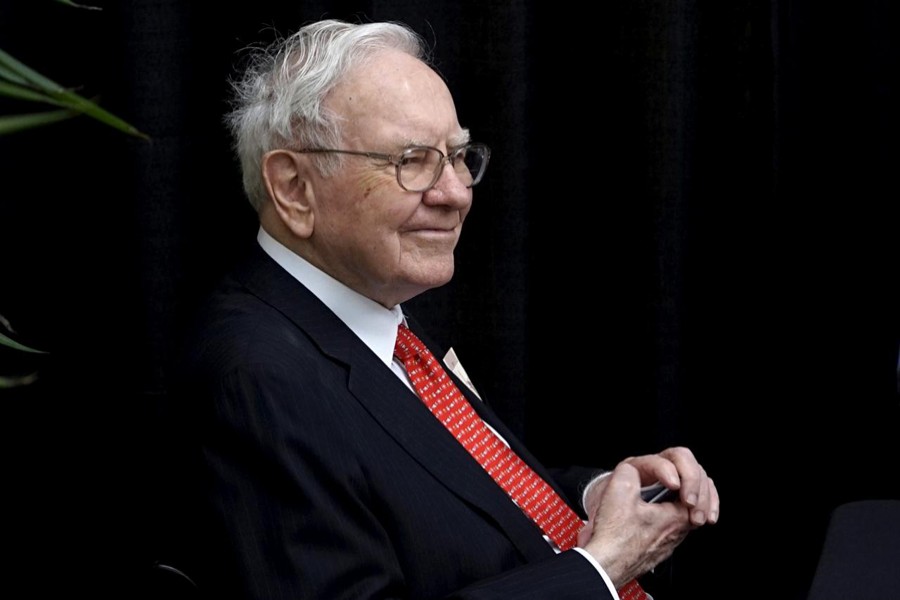 The price for lunch with Warren Buffett: $3,300,100. Anonymous bidder wins auction to dine with the legendary investor. Reuters/File