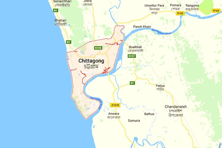 Five die in separate road crashes in Chattogram