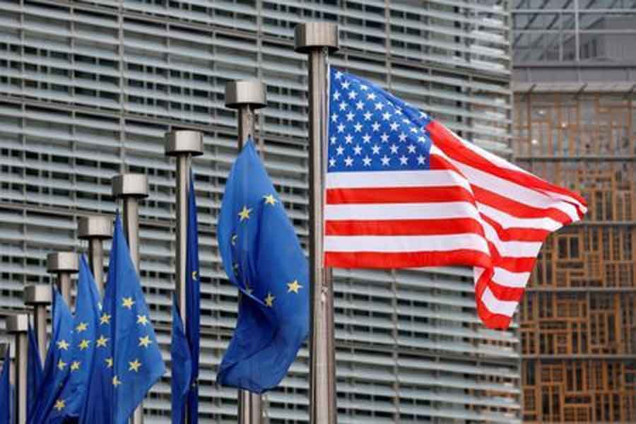 US and European Union flags are pictured during the visit of Vice President Mike Pence to the European Commission headquarters in Brussels, Belgium, February 20, 2017. Reuters/File Photo