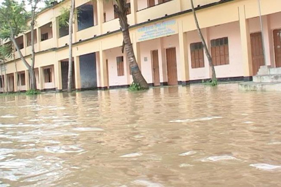 Flood situation improves in Moulvibazar