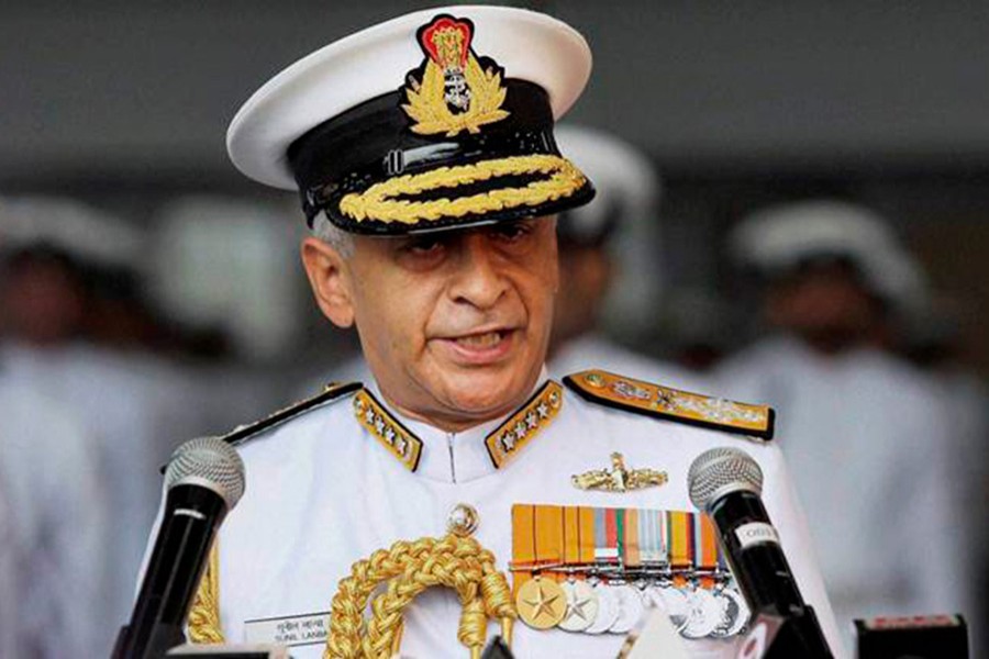 Indian Navy chief Admiral Sunil Lanba arrives in Dhaka. Internet Photo