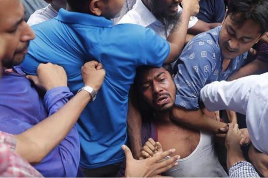 ‘BCL’ attack on quota reform movement leaders leaves six injured