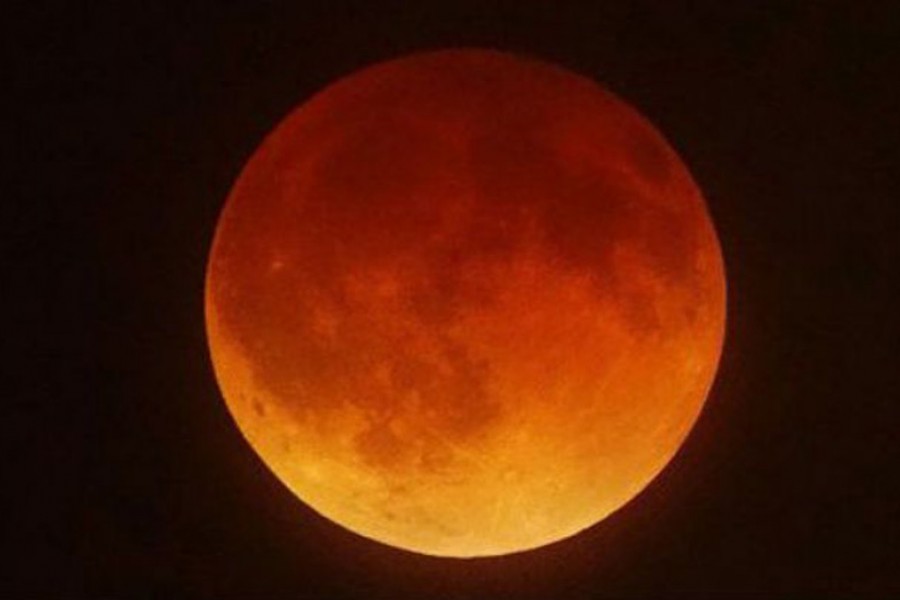 Total lunar eclipse on Friday