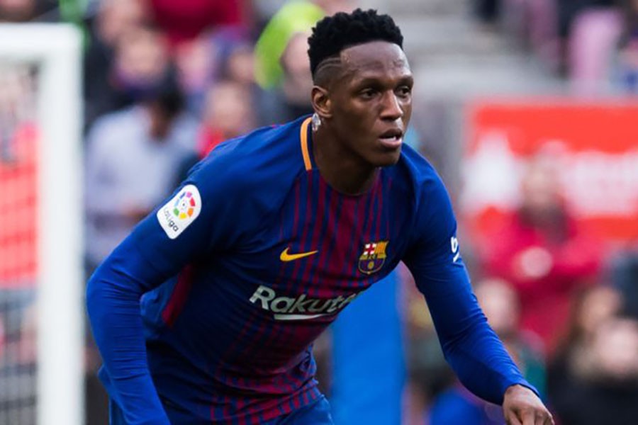 Barcelona defender Mino set for Everton move €32m