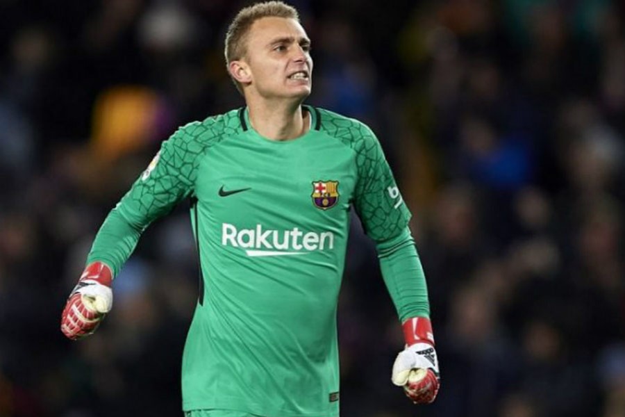 Cillessen set for Barca stay