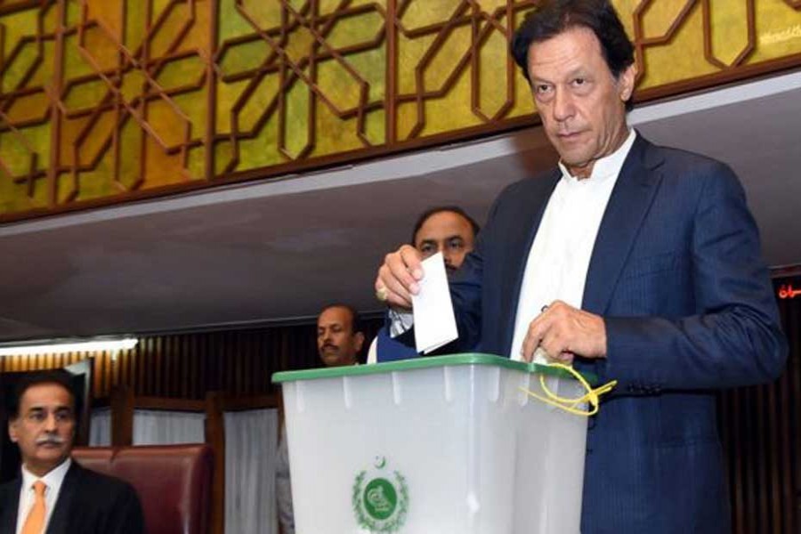 Imran Khan to be sworn in as prime minister Saturday