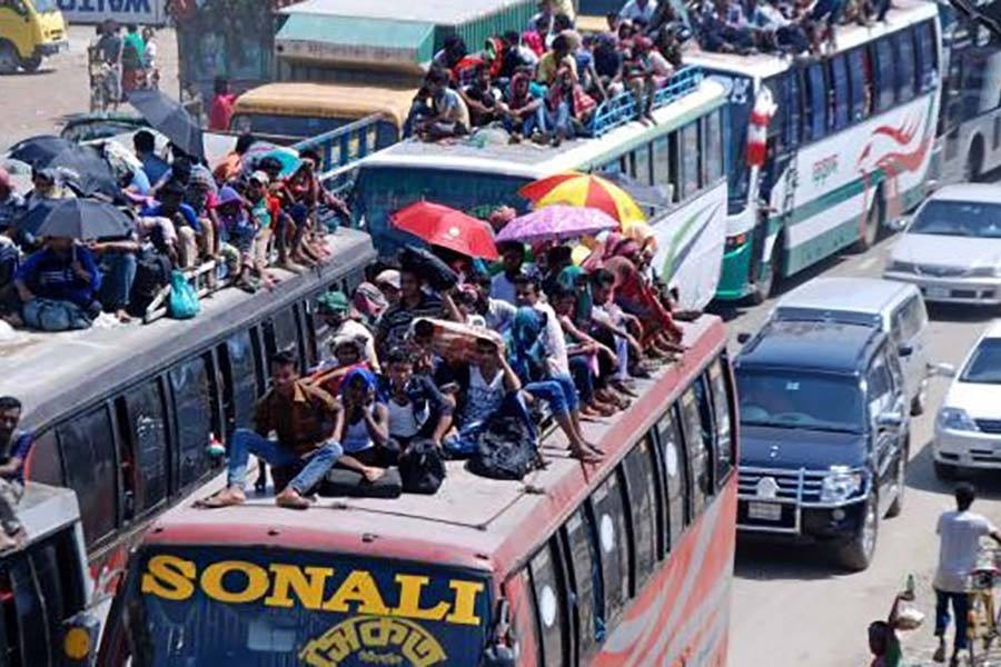 Traffic congestion eases on Dhaka-Chattogram