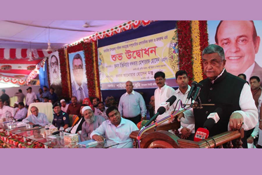 Country moves ahead in every sector: Mosharraf