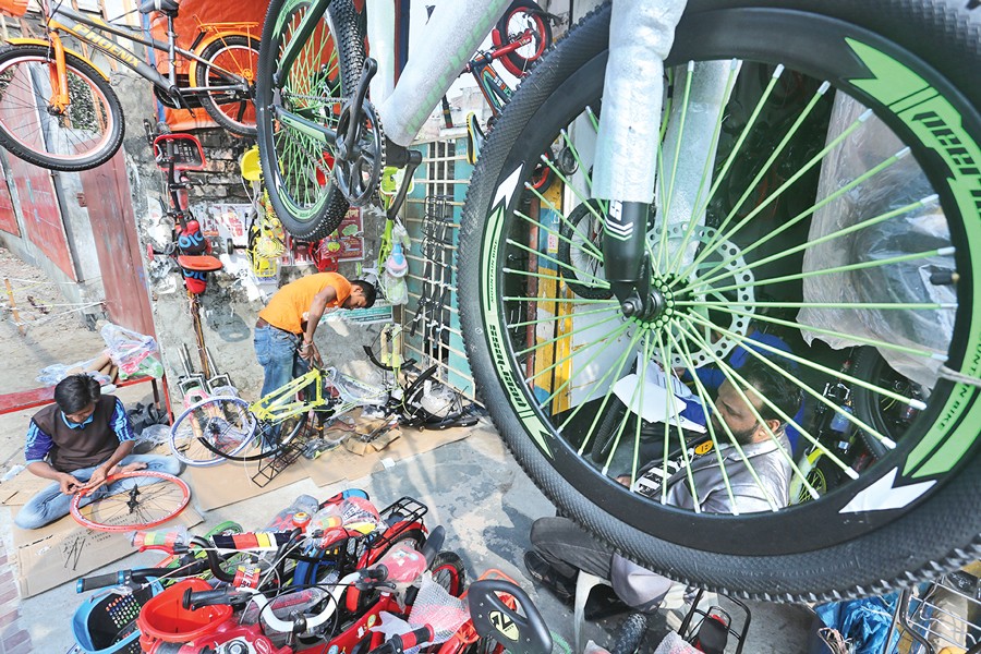 Bicycles, e-bikes sales grow