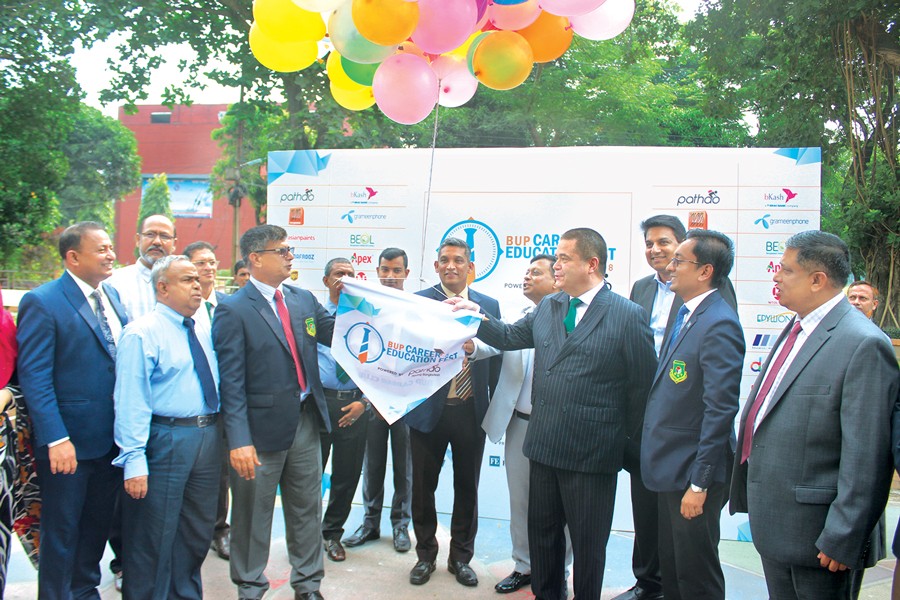 BUP VC Major General Md Emdad-Ul-Bari  and Grameenphone CEO Michael Patrick Foley  inaugurating BUP Career and Education Fest 2018