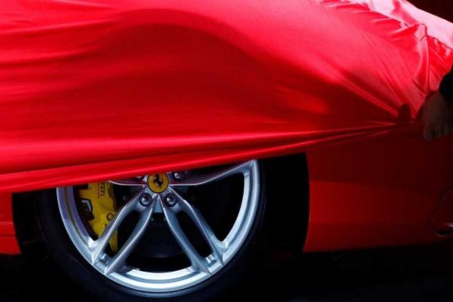 Ferrari plans to unveil 15 new models by 2022