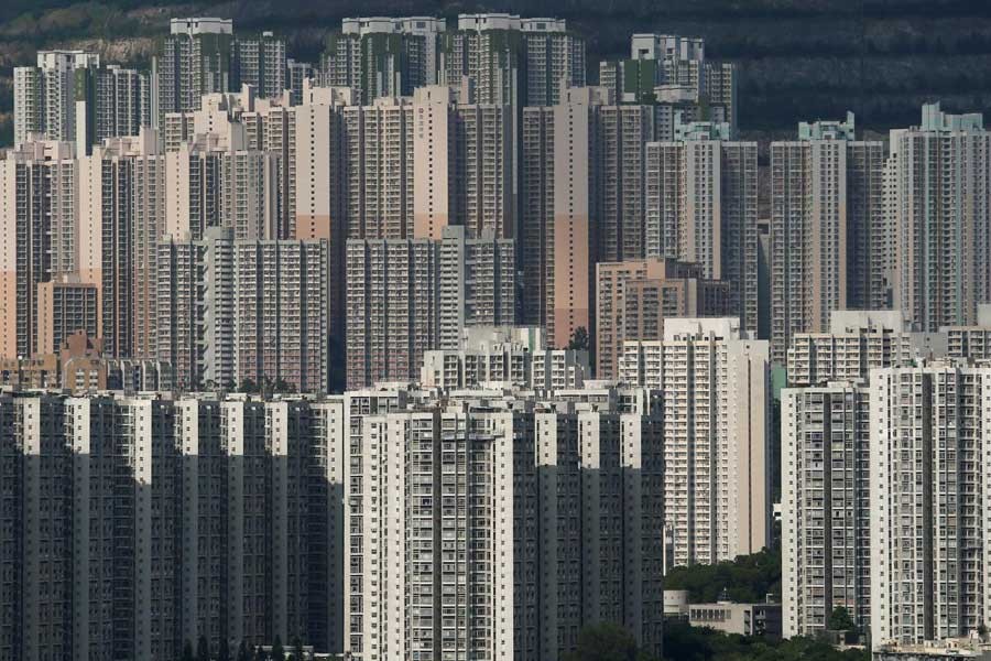 Public and private housing blocks are seen in Hong Kong October 6, 2016. Reuters/File Photo