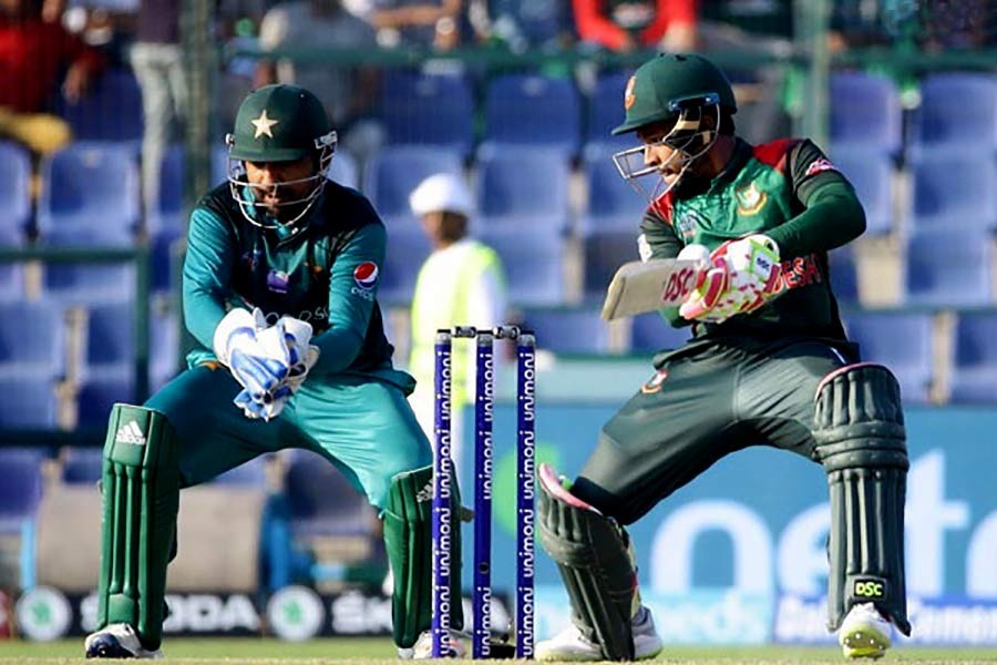 Tigers set 240-run target for Pakistan