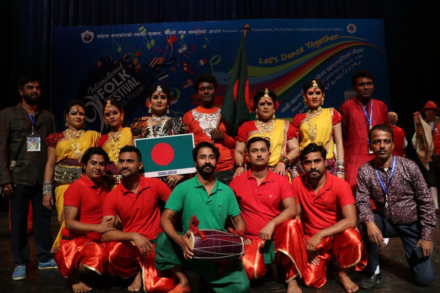 Artists representing Bangladesh at the 9th Int'l Folk Fest in Nepal. Photo: Twitter