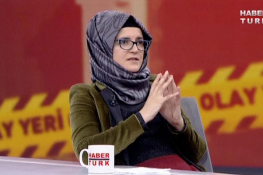 A still image taken from a video shows Hatice Cengiz, fiancee of slain Saudi journalist Jamal Khashoggi, during an interview with Turkish broadcaster Haberturk's anchorman Mehmet Akif Ersoy in Istanbul, Turkey October 26, 2018 – Courtesy: Haberturk/Reuters TV