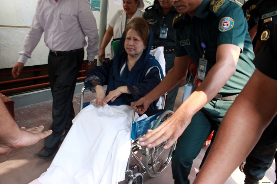 BNP Chairperson Khaleda Zia seen being taken to Bangabandhu Sheikh Mujib Medical University (BSMMU) for medical treatment in this undated Focus Bangla photo